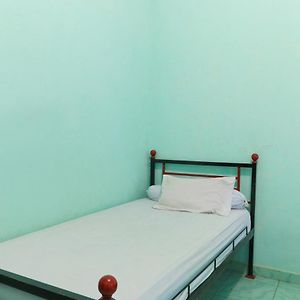 Kamar kembar standard